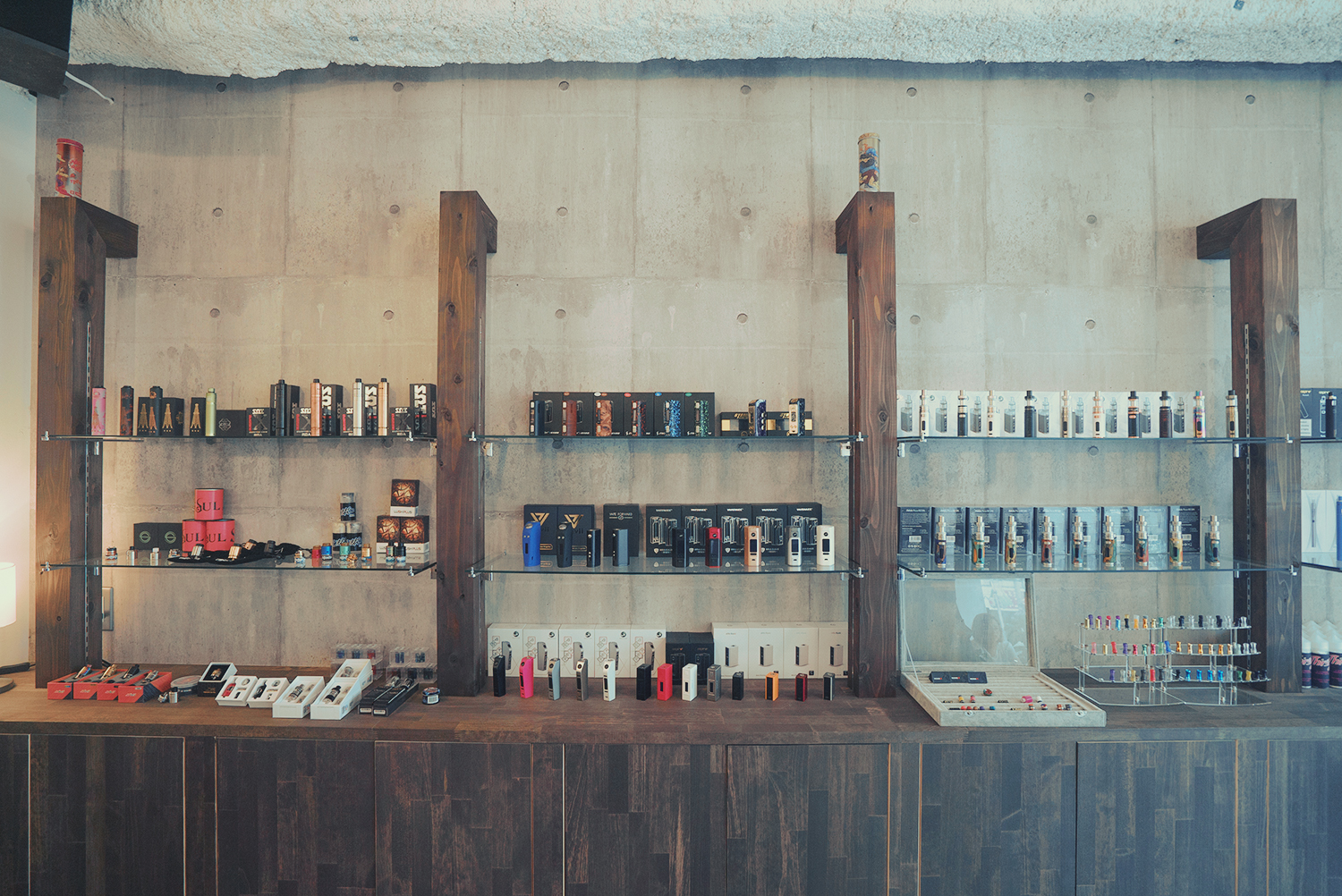 【移転】電子タバコ専門店 Vape life Garden八王子!!