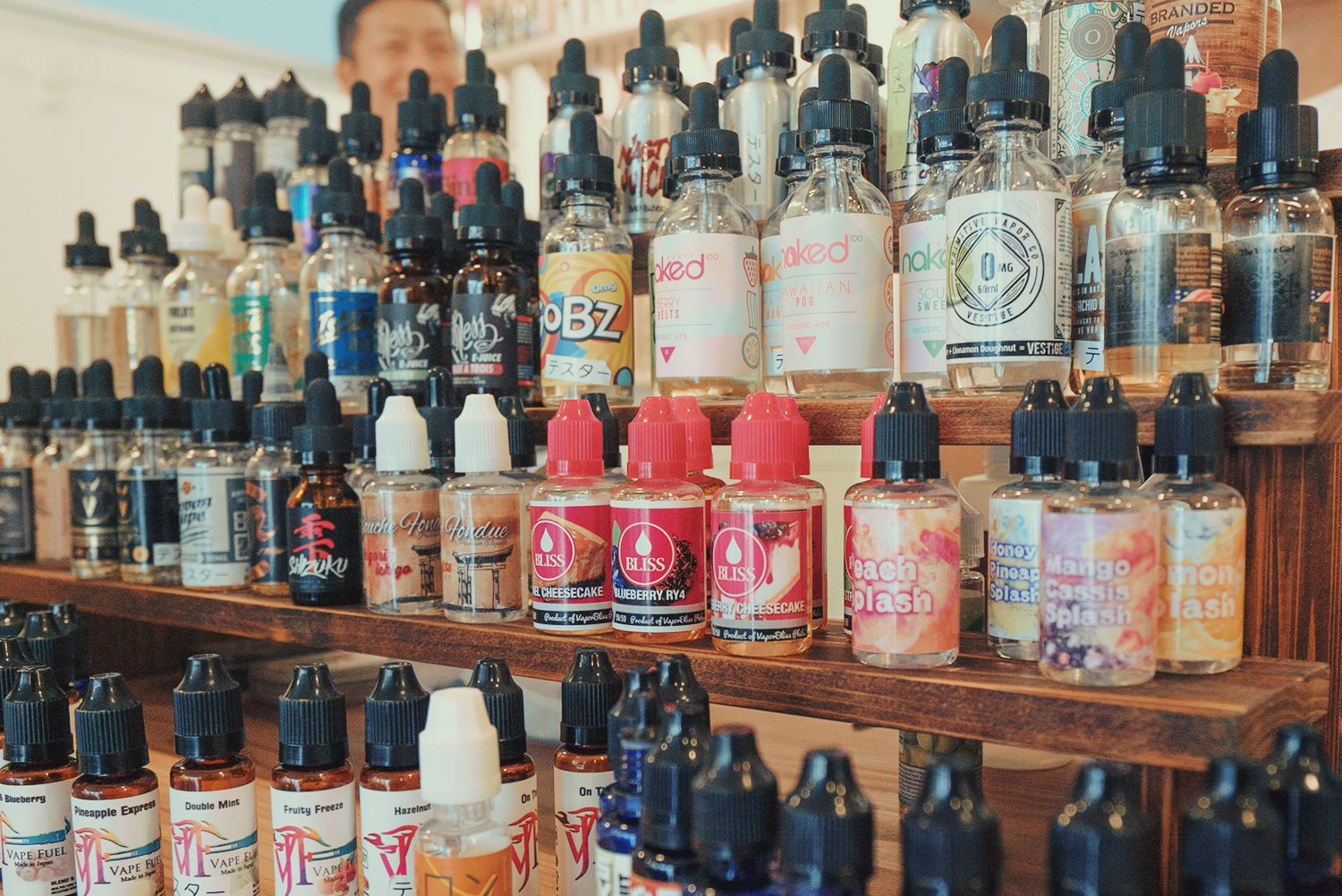 【移転】電子タバコ専門店 Vape life Garden八王子!!