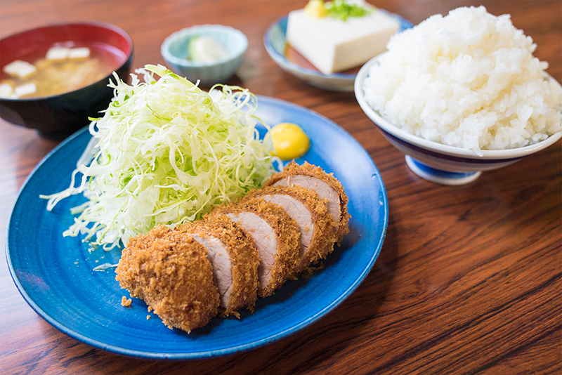 れんが亭八王子|とんかつランチメニューのコスパ高しっ!!