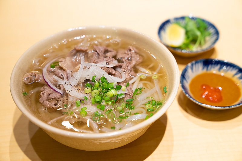 コムサイゴン ランチメニュー 牛肉フォー