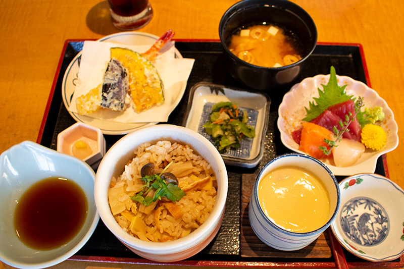 八王子 こじま 1 000円以下の圧巻豪華ランチ 八王子ジャーニー