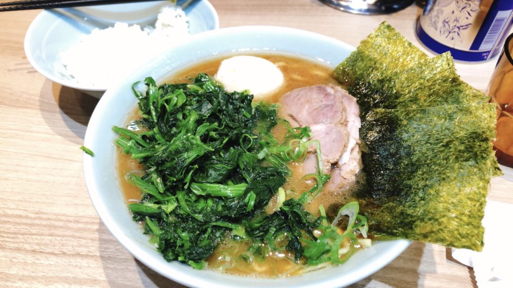 京八駅前の家系ラーメン 尾又家 濃厚コッテリ麺は武道家直伝の味 八王子ジャーニー