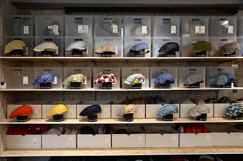 1 700以上の帽子が並ぶ 時谷堂百貨 が来店型帽子倉庫をオープン 八王子ジャーニー