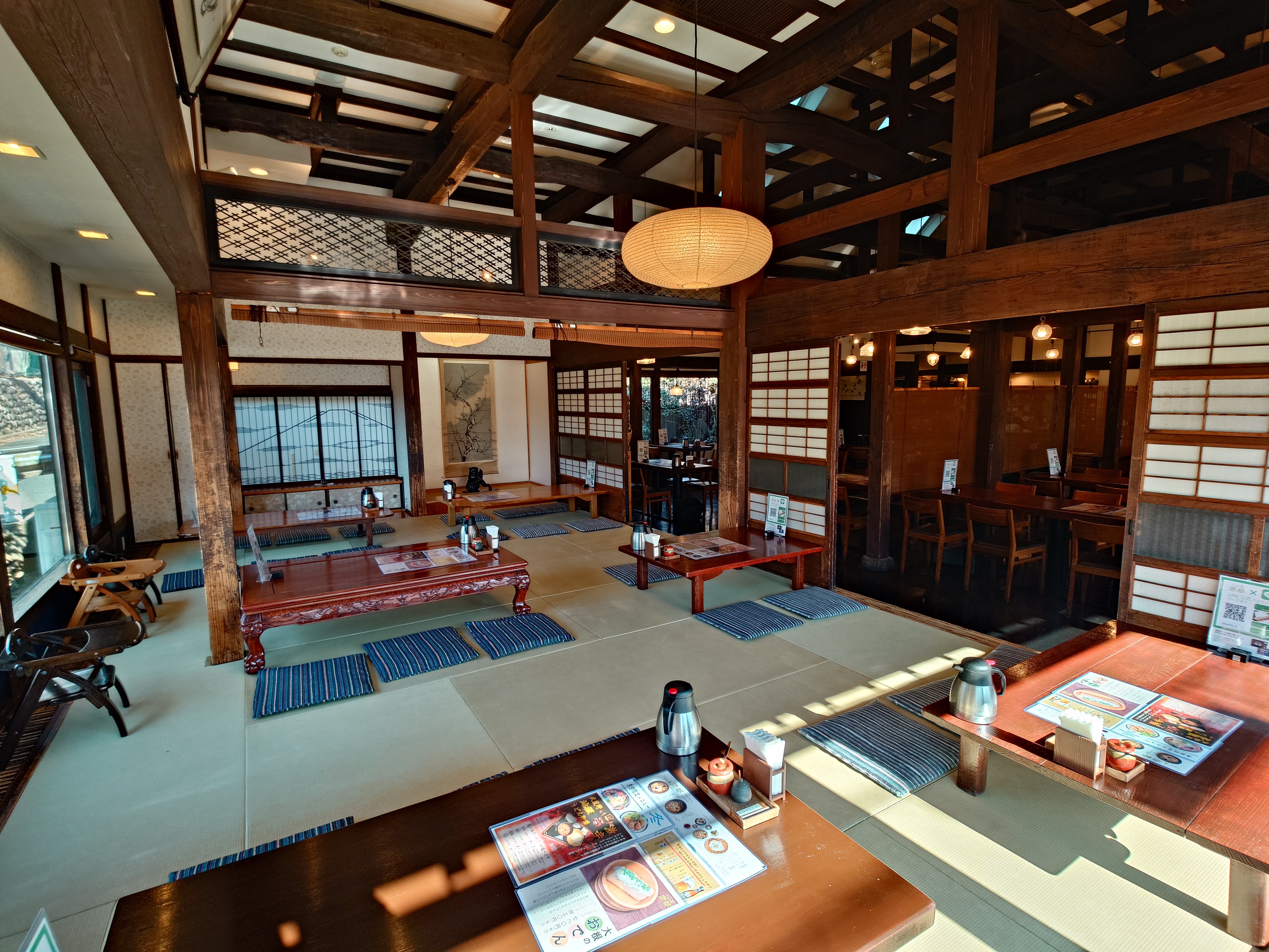 うどん屋開都_店内